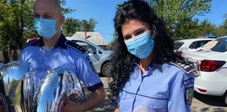 Vizitată de polițiști – O fetiță de 10 ani a avut parte de cea mai frumoasă surpriză chiar de ziua ei de naștere