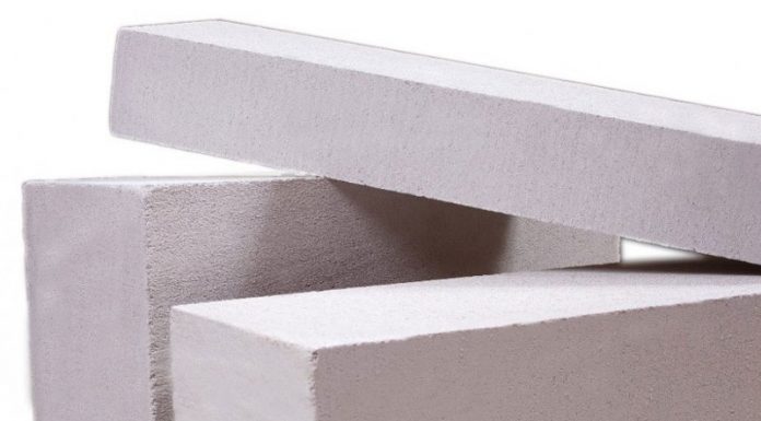 O companie renumită deschide o fabrică de BCA la Cărbunești