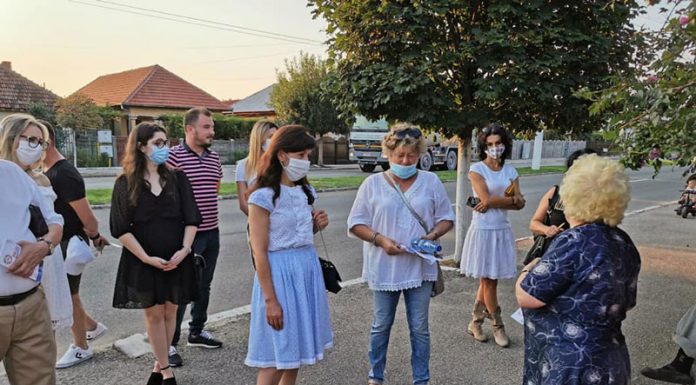 Locuitorii cartierului Vădeni i s-au plâns candidatei Luminița Popescu