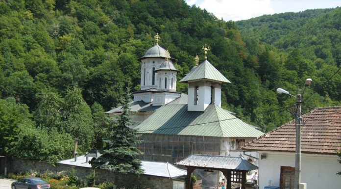 Pelerinaje la Lainici și Tismana, organizate de ASCOR Târgu-Jiu