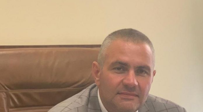 Educaţia…şi Lecţia de viaţă – Interviu cu domnul economist, Cosmin Costel MOREGA, pe meridianul Municipiului Motru! – ,,Vreau să ajut oamenii pentru a răspunde solicitărilor cetăţenilor, pentru că îmi asum cu deplină responsabilitate ceea ce fac întotdeauna”!