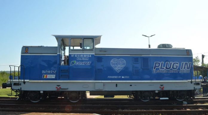 Conpet a pus în funcţiune prima locomotivă electrică la rampa Bărbăteşti din Gorj