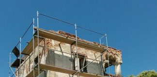 O culă din Gorj, veche de 200 de ani, salvată de voluntari