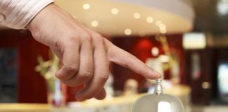 Proteste în fața restaurantelor și a teraselor