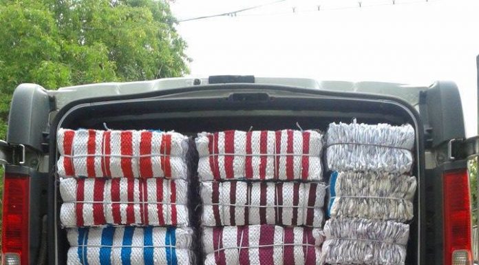 O firmă din Olt distribuie lavete la CEO de 90.000 de lei