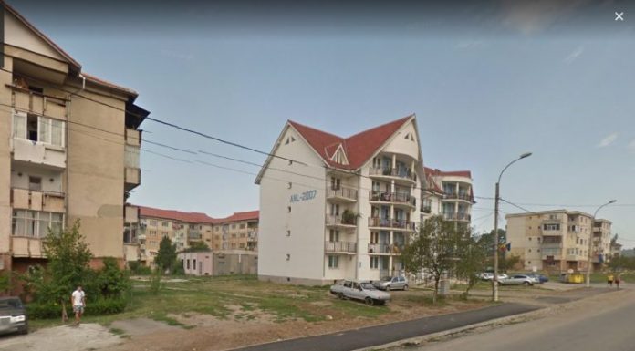 Se caută constructor pentru blocul de locuințe sociale