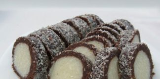 Rețeta săptămânii – Salam de biscuiți Raffaello