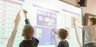 Table interactive, cu plata în rate, pentru elevii din Motru