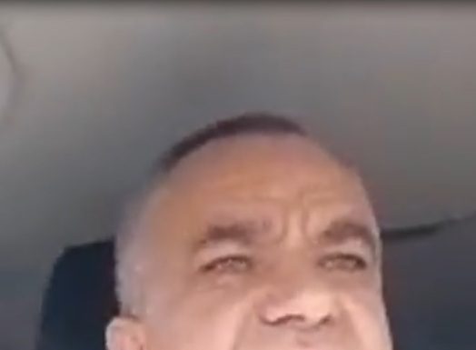 VIDEO: Consilier liberal, la un pas să fie bătut de nevasta primarului Calotă! A ieșit cu o scândură în drum!