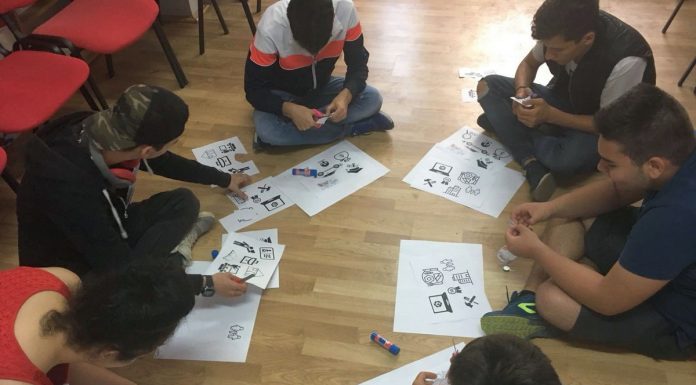 Curs online gratuit de programare pentru tinerii vulnerabili