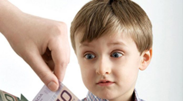 Alocații europene pentru sute de copii gorjeni