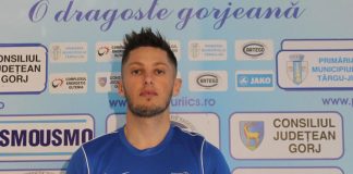 Şendroiu a semnat cu Recea