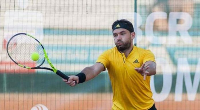 Mergea va juca în țară