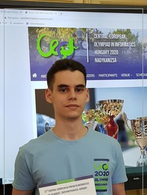 Medalie de argint pentru un liceean din Târgu-Jiu la Olimpiada Central Europeană de Informatică