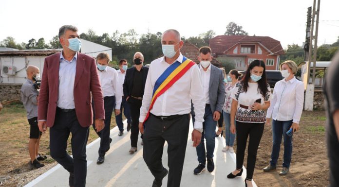 Vasile Dâncu, cucerit de Peștișani. Ciolacu, un om al locului