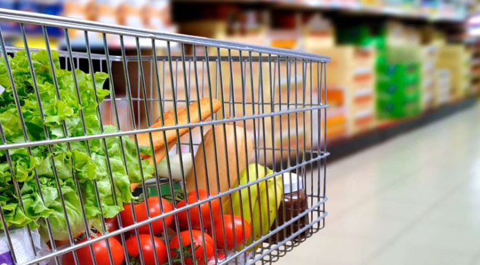 Hipermarketuri amendate pentru nerespectarea plafonului la alimente