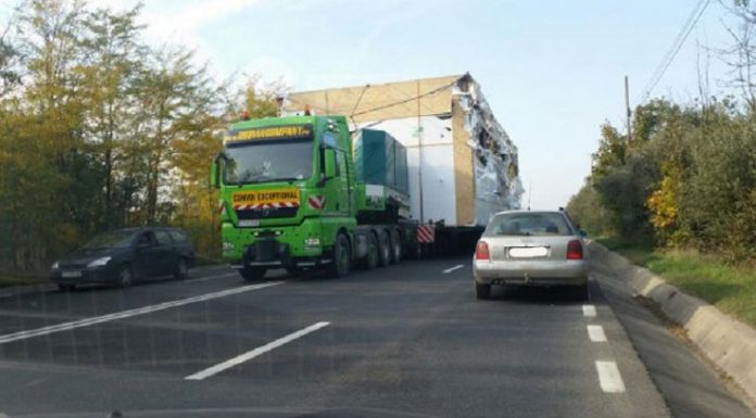 CNAIR: Vehicul cu un echipament industrial pe DN 66