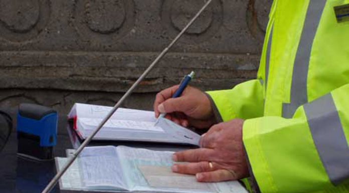 O femeie s-a ales cu dosar penal, după ce a condus un autoturism neînmatriculat