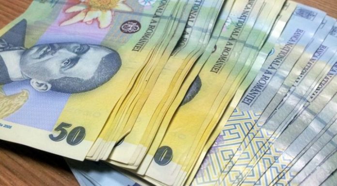 Profesorii ar putea primi stimulente de risc