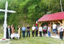 La Câmpul lui Neag cu Voia Domnului, RESFINŢIREA TROIŢEI REALIZATĂ ACUM TREI ANI DE ASOCIAŢIA ‚,DRUMUL CRUCII’’ DIN RUNCU GORJULUI