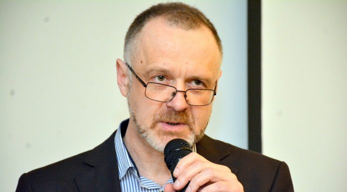 Horia Gârbea și Sorin Lavric, câștigătorii Atelierului național de poezie ,,Serile la Brădiceni”