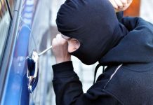 Hoț prins de polițiștii din Motru după ce a spart trei mașini