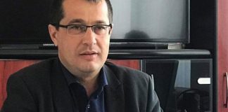 Primarul Jianu, suspendat 14 zile din activitate, a întrunit Consiliul Local în ședință de îndată