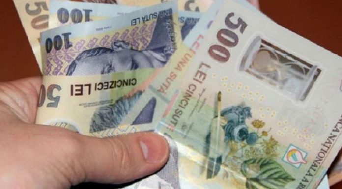 Angajata unei săli de jocuri, înșelată de doi bărbați din Ilfov