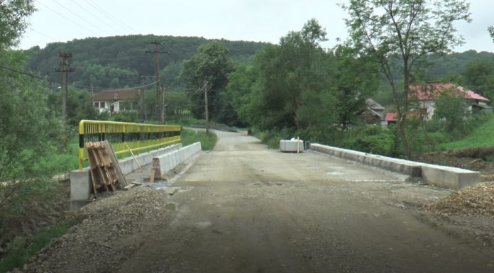 Pod peste râul Amaradia. Investiția depășește 3 milioane lei