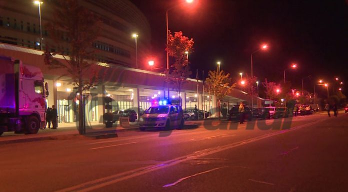 Noapte albă pentru predarea sacilor cu buletine