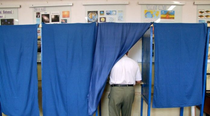 Și-a fotografiat buletinul de vot. SANCȚIUNE!