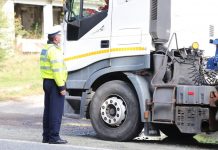 FOTO: Autovehiculele pentru transportul persoanelor sau mărfurilor, la control