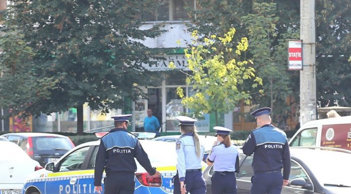 FOTO: Polițiștii, prezenți la unitățile de învățământ