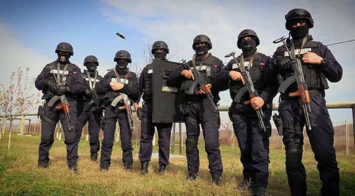 Echipa de elită a Jandarmilor gorjeni – Unii dintre luptători, în Kosovo și Afganistan