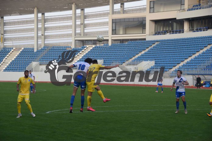 Încă un eșec acasă! Pandurii nu a rupt blestemul nici cu Farul