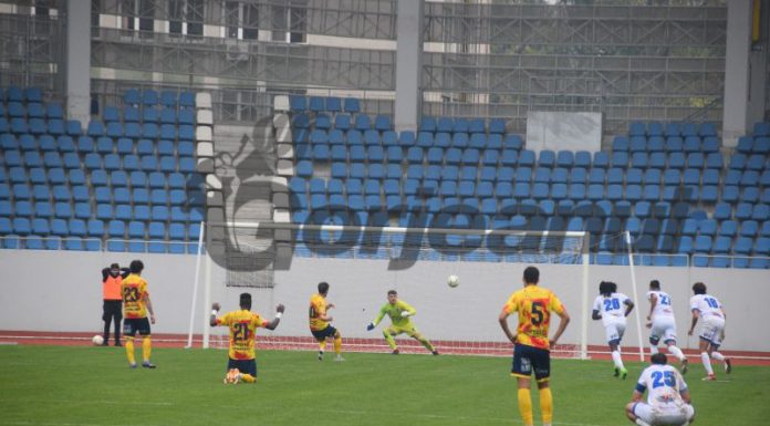 Două penaltiuri au îngropat Pandurii