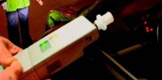 A consumat băuturi alcoolice și a plecat cu mașina