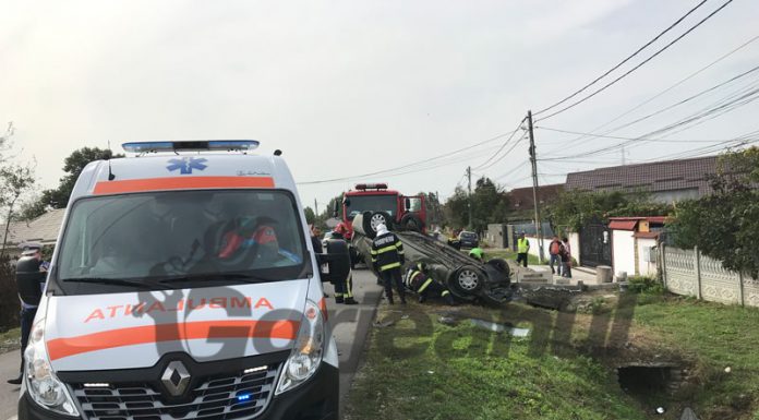 S-a răsturnat cu mașina în timp ce urmărea Salvarea!
