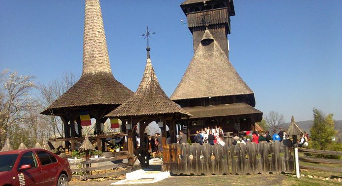 Biserica de la Parohia Strâmba-Jiu şi-a sărbătorit Hramul «Sf. Cuv. Parascheva»! – ,,Ziua hramului unei biserici este motiv de creștere sufletească, de bucurie și de sărbătoare pentru creștini”!