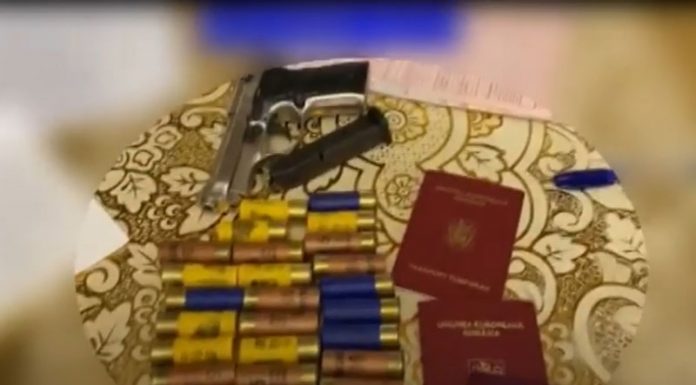 Percheziții în Gorj, în cazul permiselor de conducere false: Prețul unui astfel de carnet, 3000 de euro