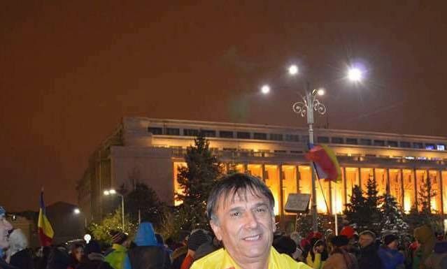 Se bate la parlamentare din postura de independent