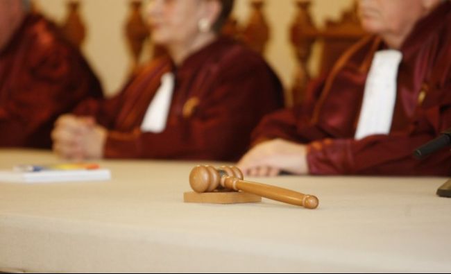 Legea pensiilor speciale, atacată la CCR