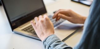 Strategia privind digitalizarea educației din România, în consultare publică