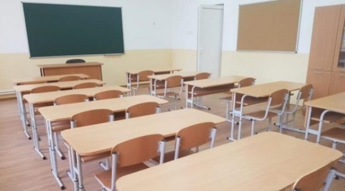 Orban: Reluarea cursurilor în clase, doar după o analiză seriosă