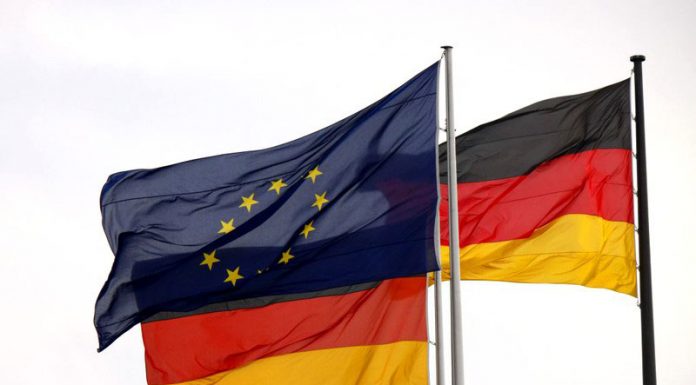 SĂ FACEM ÎMPREUNĂ EUROPA MAI PUTERNICĂ DIN NOU!