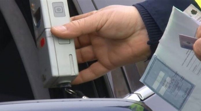 Prinși băuți și drogați la volan