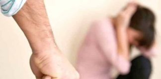 Gelos la 74 de ani: Și-a amenințat soția cu moartea