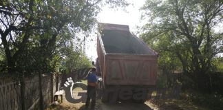 S-a finalizat primul strat de asfalt la Lazuri! S-a dat startul asfaltării și în satul Cîrțânești-Hanca