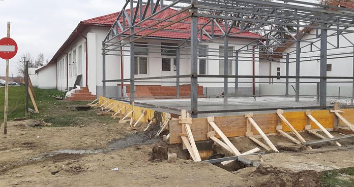 Laboratorul Covid de la Târgu Cărbunești prinde contur