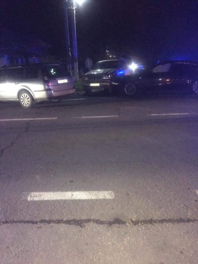 FOTO: Accident în lanț la Bălești, tânăr de 21 de ani, la spital